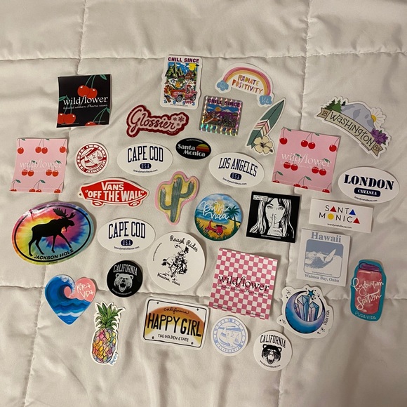 embroidered brandy melville tank - Picture 4 of 4